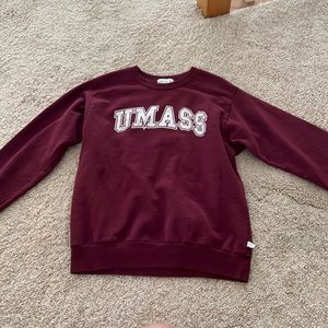 Woman’s UMASS (University of Massachusetts Amherst) crew neck